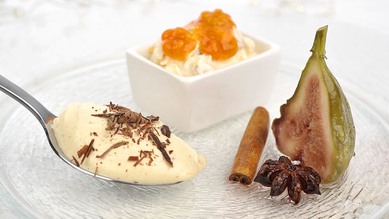 Juletrio med Rooibosfiken, multekrem og hvit sjokolademousse – - Oppskrift