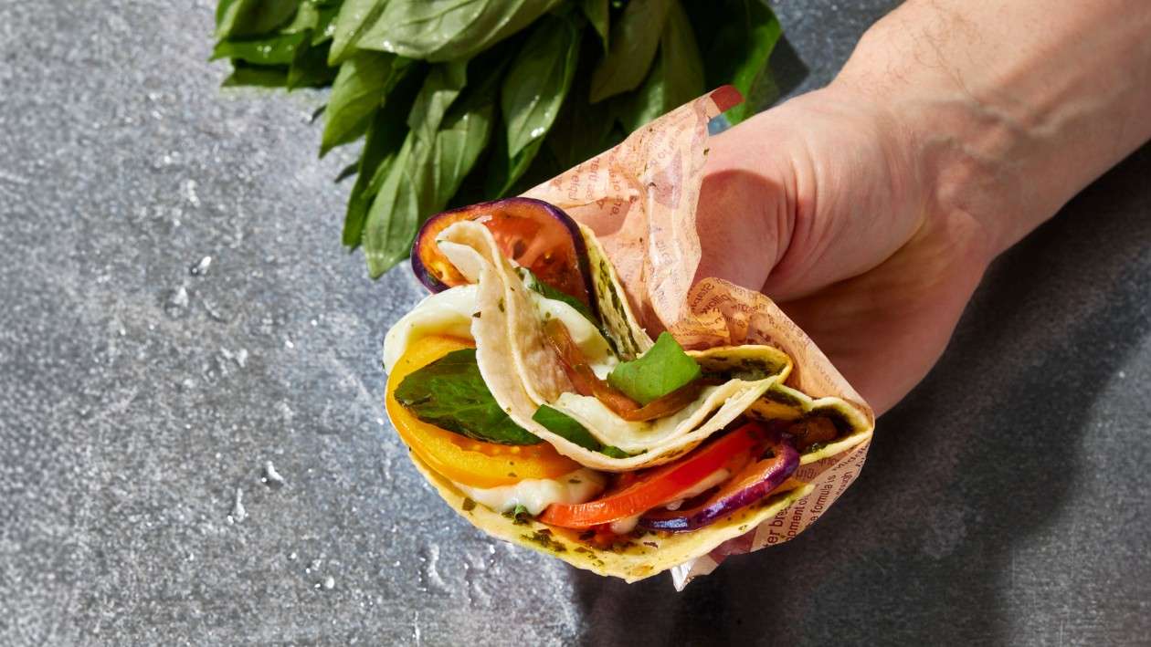Caprese Quesadillas – - Oppskrift