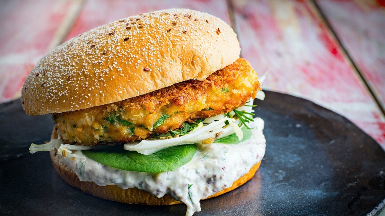 Gjeddeburger med tahini-majones – - Oppskrift