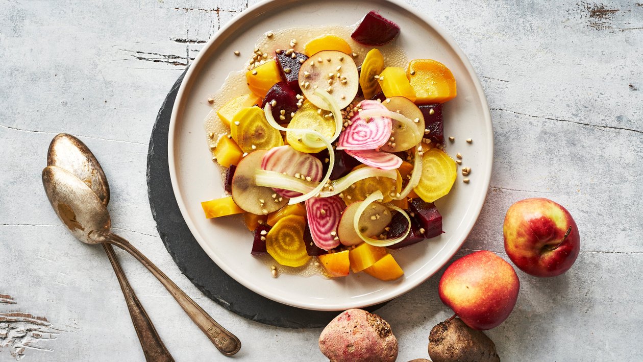 Salat med beter, selleri og eple – - Oppskrift Salat med beter, selleri og eple – - Oppskrift