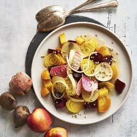 Salat med beter, selleri og eple Salat med beter, selleri og eple