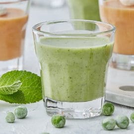Gazpacho med erter, agurk og mynte Gazpacho med erter, agurk og mynte