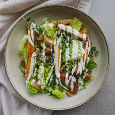 Vegan Crispy NoChicken Caesarsalat Vegan Crispy NoChicken Caesarsalat