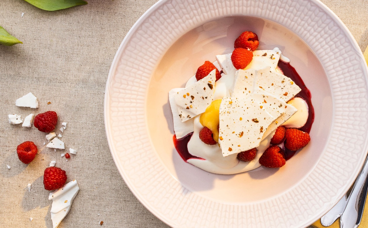 Eton mess med sitron og bringebær – - Oppskrift