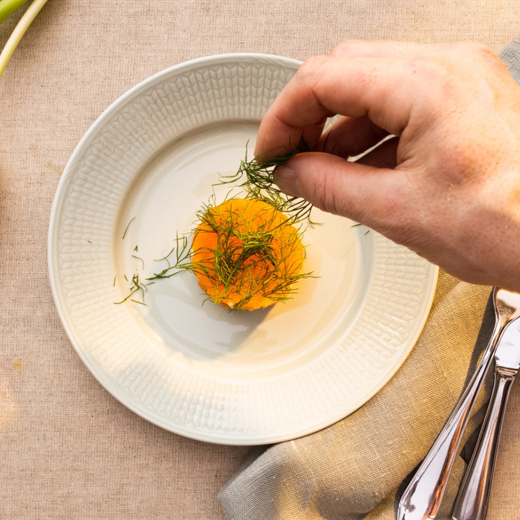 Sukkersaltet laks med løyrom