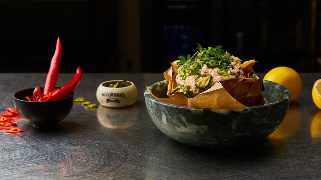 Bakt potet med spicy tunfisksalat – - Oppskrift